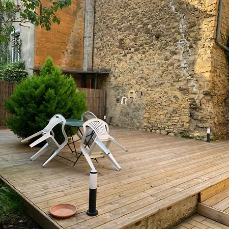 Lägenhet A L'abri Du Tumulte De La Charleville-Mézières